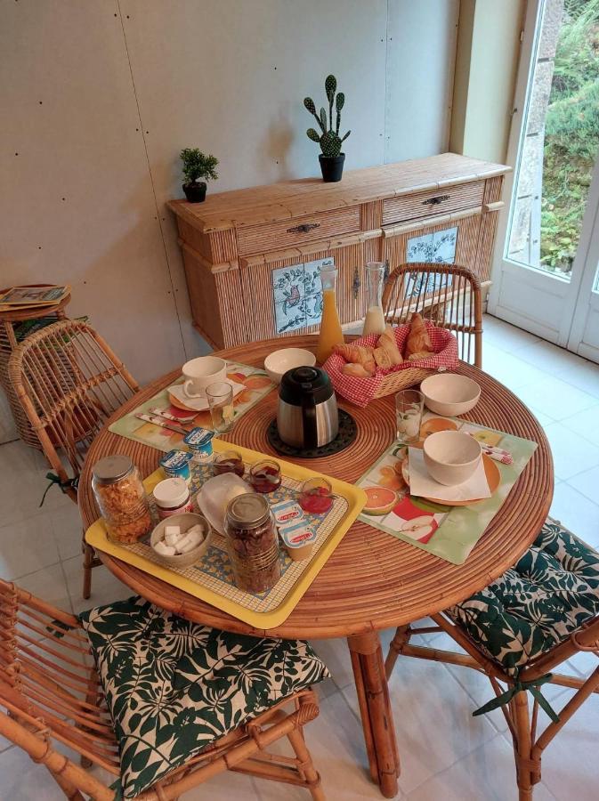 Le Petit Bois Normand - Chambre D'Hote Bed & Breakfast Champ-du-Boult Exterior photo